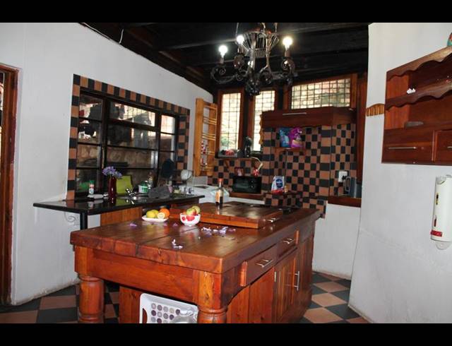 3 BEDROOM HOUSE FOR SALE IN KENSINGTON